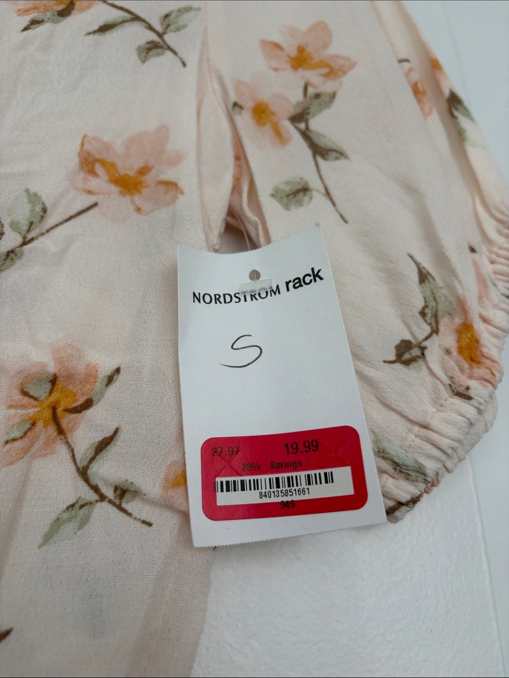 Floral Ruched Crop Top - Light Pink - Picture 2 of 3